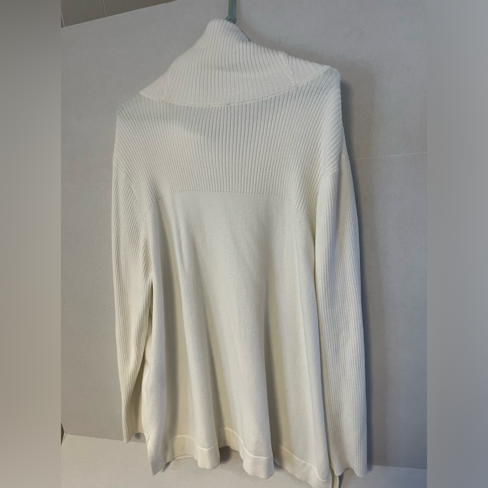 Chico's Ivory/Cream Cowl Neck Sweater Size 4 (20/22) - Picture 4 of 4